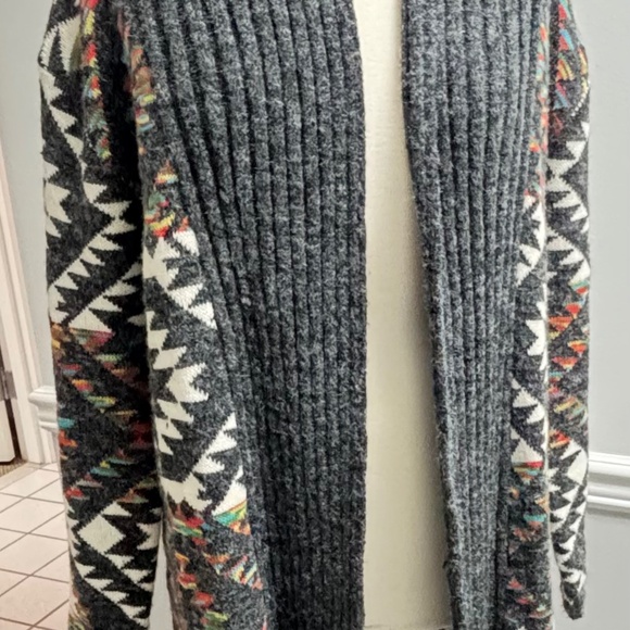 Dreamers long Aztec pattern cardigan - Picture 9 of 14